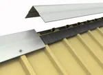 Як стелити профнастил на дах правильно – особливості укладання профлиста на покрівлю